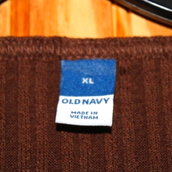 Old Navy Fitted Rib-Knit Top - Size XL - Elbow Sleeves - Picture 3 of 3